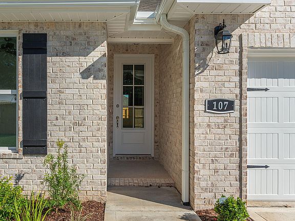 4th image of 107 Beach Dr
