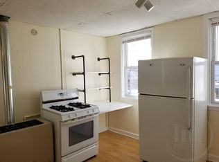 316 Hawkins St APT 4, Providence, RI 02904