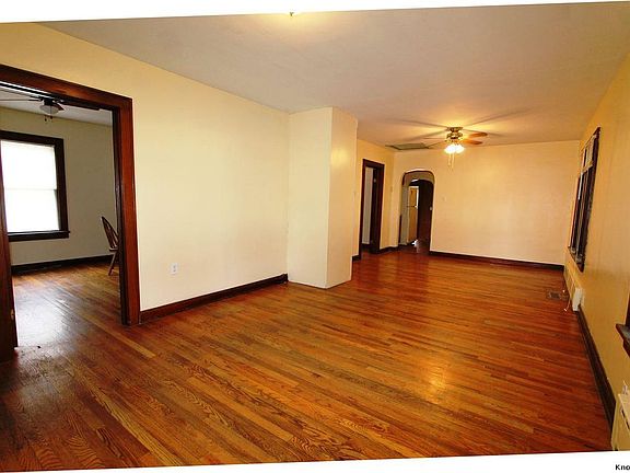 5th image of 300 Spruce St