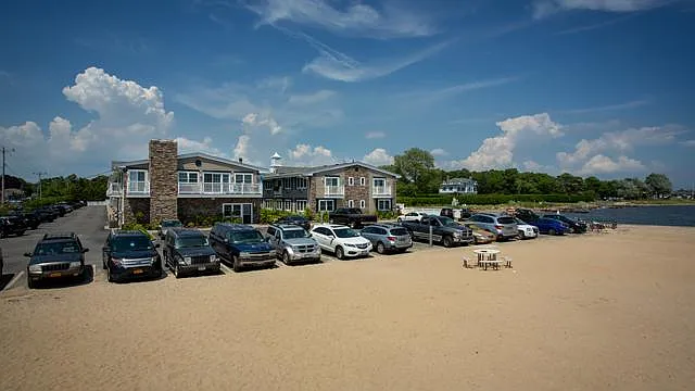 Fairfield Waterside At Sayville