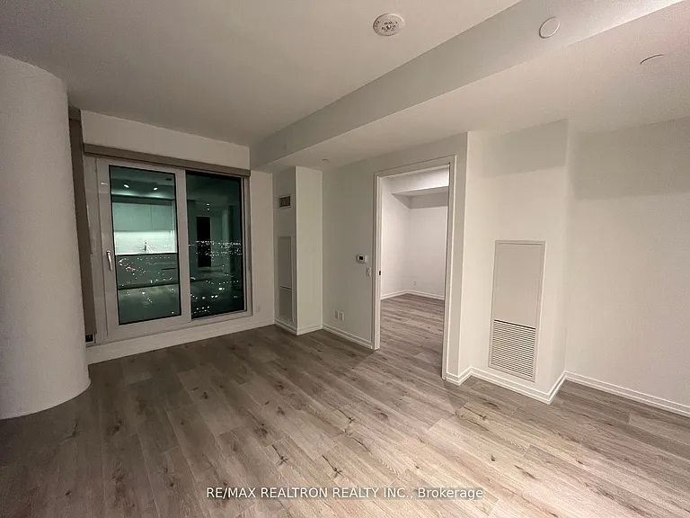 1000 Portage Pkwy #5005 — Photo 7
