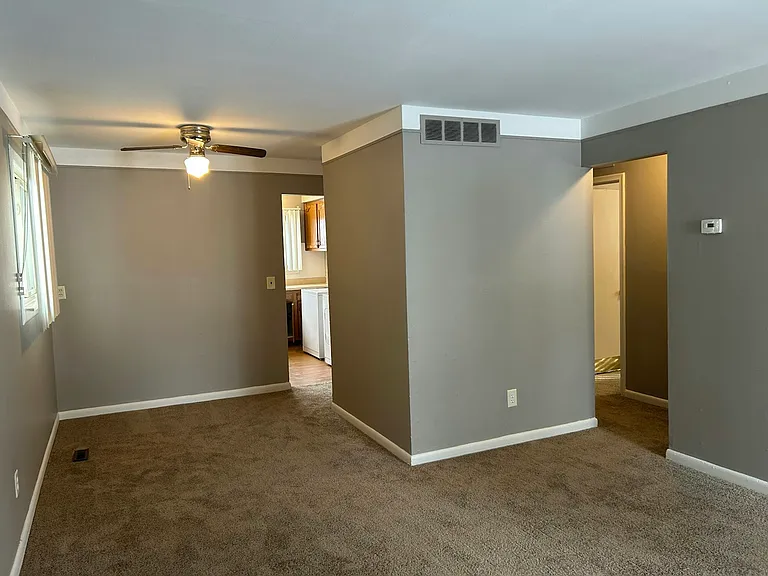 4471 Croissant St — Photo 10