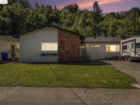 3200 Pinole Valley Rd, Pinole, CA 94564