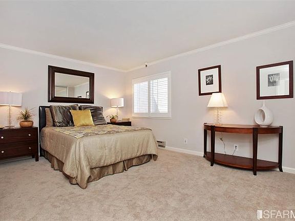 5th image of 160 Gardenside Dr APT 402