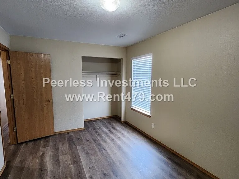 844A Lariat St — Photo 16