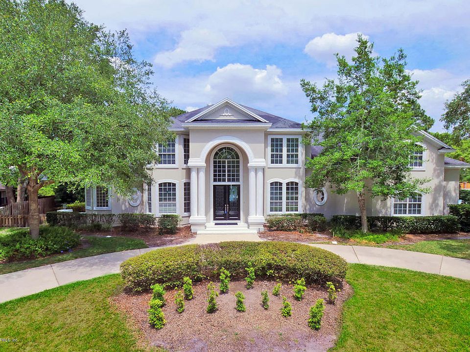 1st image of 8129 Sabal Oak Ln
