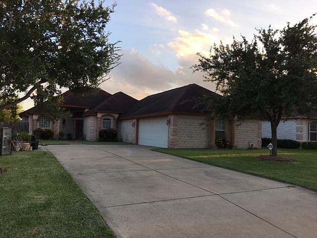 front view picture of the house