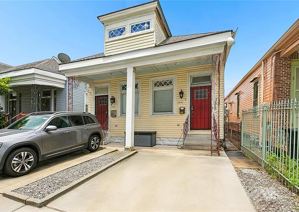 1st image of 2418 Valence St