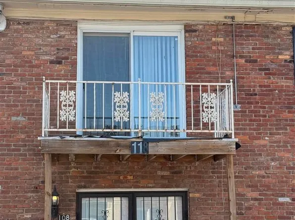1926 Goldsmith Ln Unit 115, Louisville, KY 40218