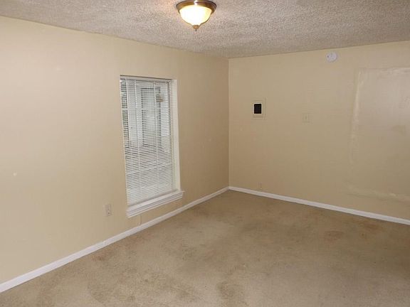 5th image of 2503 S Vernon Ave