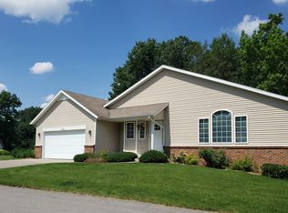 351 Timber Creek Cir NW, Comstock Park, MI 49321