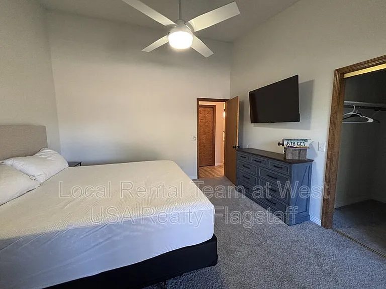 2340 N Plateau Dr — Photo 10