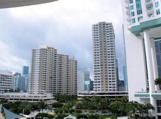 888 Brickell Key Dr APT 700, Miami, FL 33131
