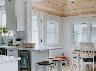 56 Seabreeze Rd, Old Saybrook, CT 06475