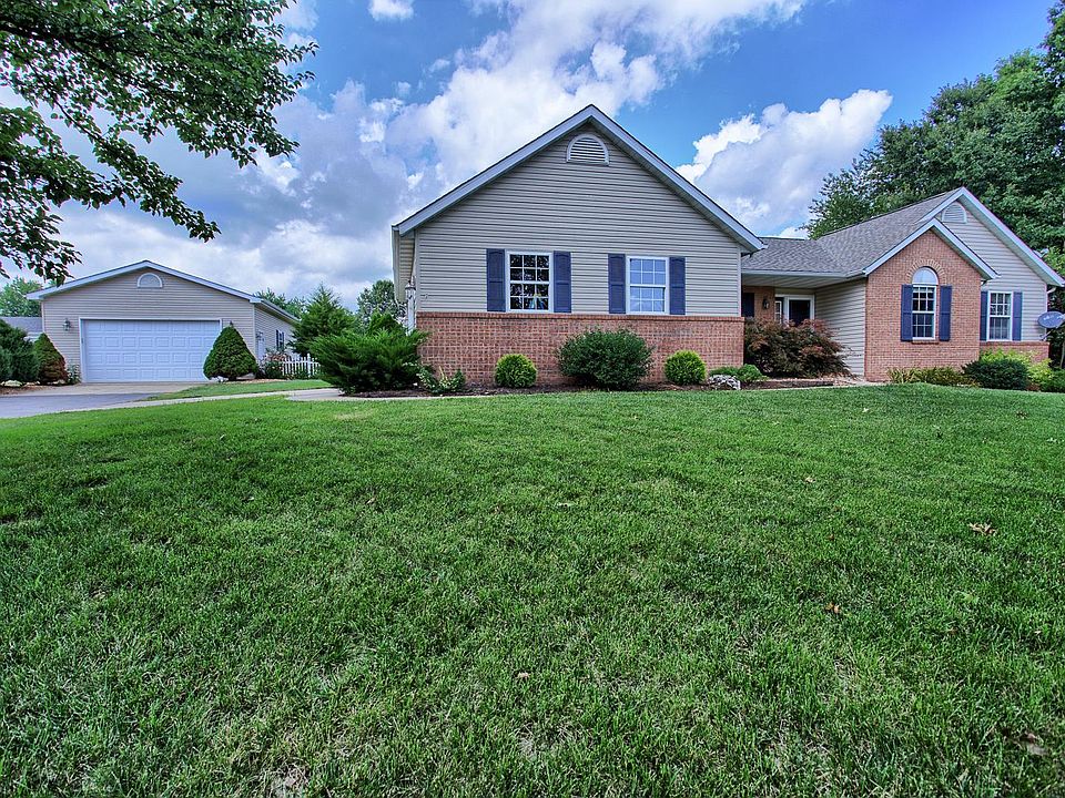 1st image of 5929 Wooded Estates Ln