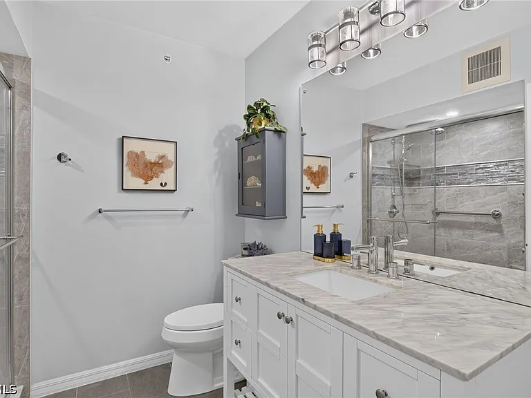 1900 Virginia Ave #503 — Photo 30