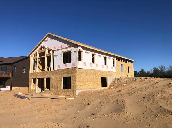 W5868 Sand By Me Dr, New Lisbon, WI 53950