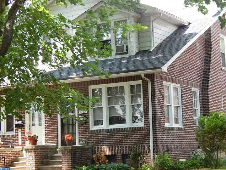 1721 W Highland St photo 1