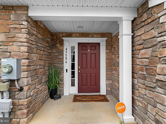 2nd image of 45504 Catalina Ln
