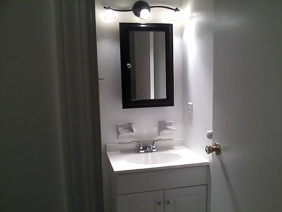 3rd image of 49 Swan Trl