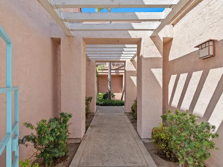 12083 Calle De Montana #219A — Photo 4
