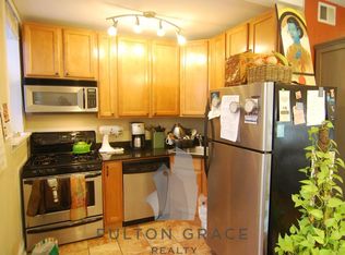 6813 N Wayne Ave, Chicago, IL 60626
