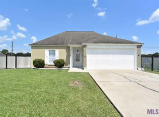 18120 Smallen Dr, Zachary, LA 70791