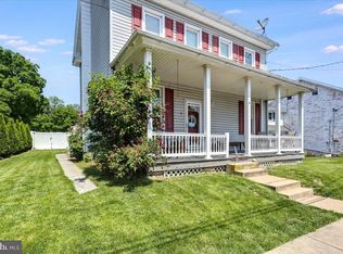9 S Race St, Richland, PA 17087