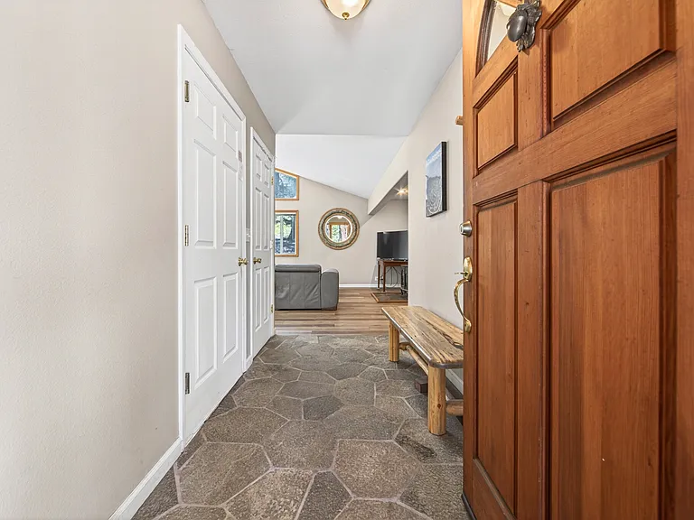 13907 Hansel Ave — Photo 22