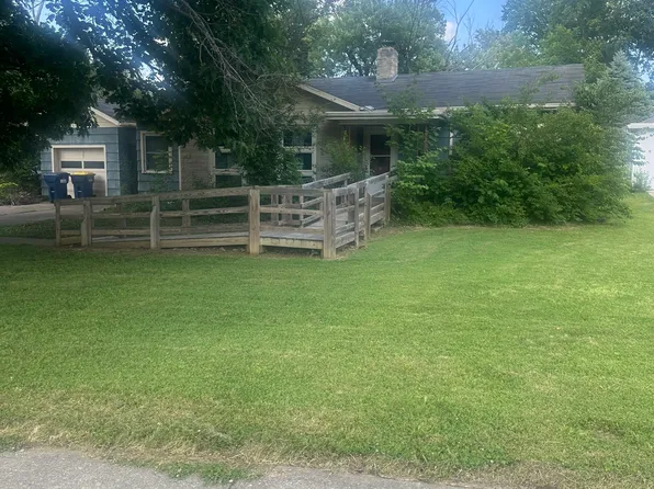 319 N Arlington St, Greencastle, IN 46135