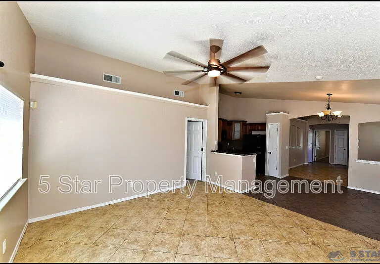 12976 Enrique Gomez Ln — Photo 22