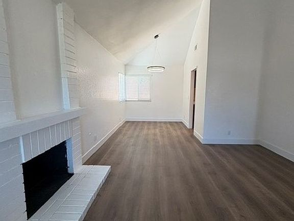 5th image of 514 Avenida Presidio