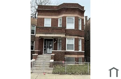 5739 S Green St #2 Photo 1