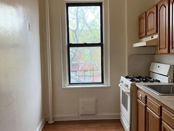 5th image of 30-36 34th St #4A