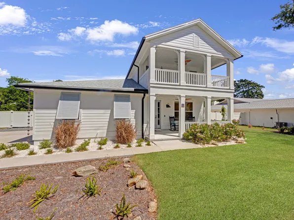 21 Beachside Dr, Palm Coast, FL 32137