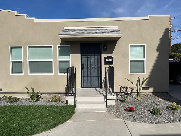 3579 Fairmount Ave — Photo 3