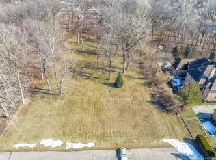 610 N Beech Daly Rd, Dearborn Heights, MI 48127