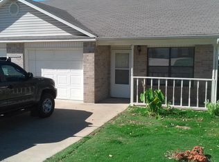 1507 N Dawn Dr, Fayetteville, AR 72703