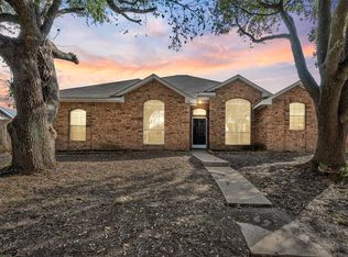 716 Oteca Dr, Desoto, TX 75115