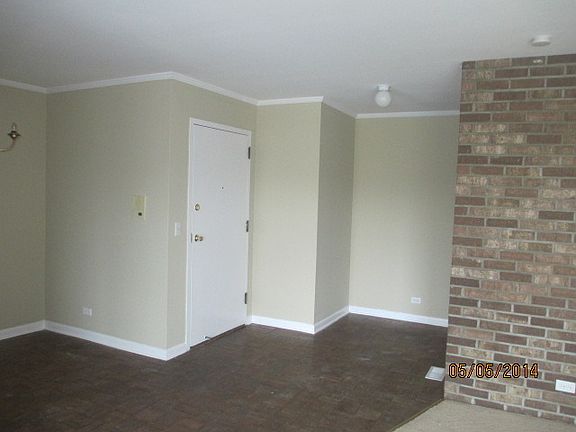 3rd image of 1940 N Hidden Creek Cir