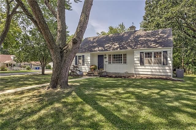 5114 Woodson St, Mission, KS 66202 | Zillow