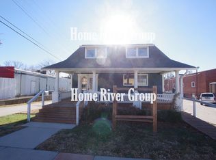 809 Main St, Grandview, MO 64030