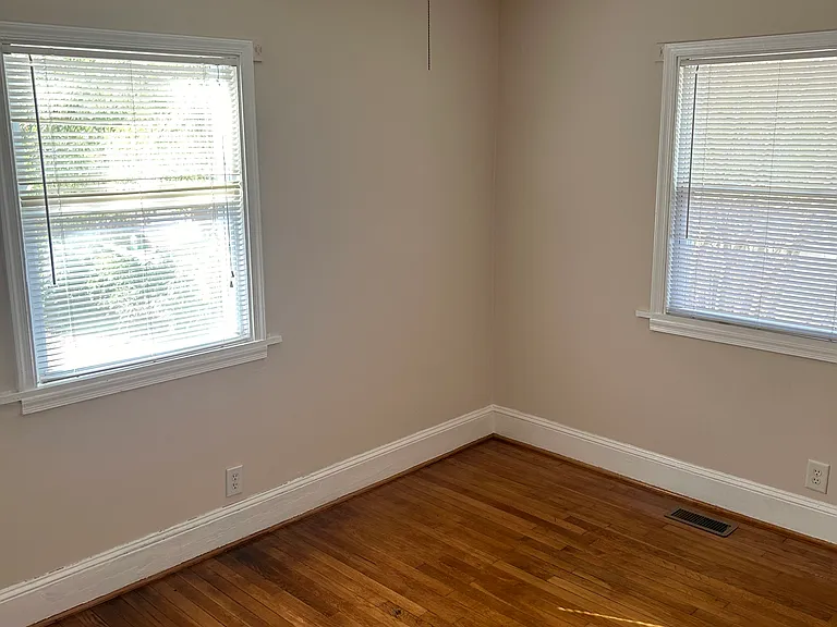 2323 Lyon St #2323 — Photo 2