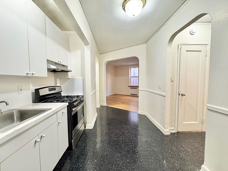 1st image of 118-11 84th Ave #2L