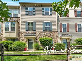 605 Bayside Ct #605, South Amboy, NJ 08879