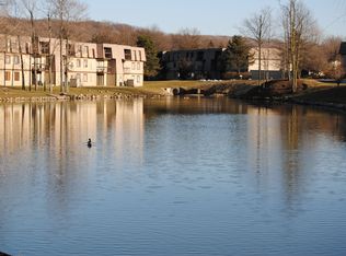 9840 Sunrise Blvd UNIT S36, North Royalton, OH 44133