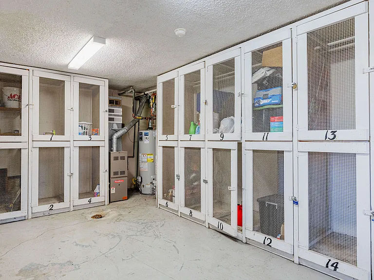 2209 D St — Photo 8
