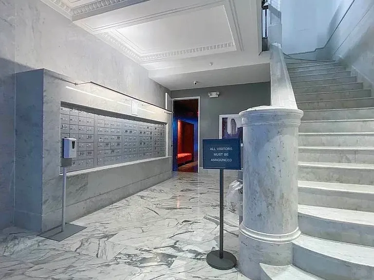 1 Wall Street Ct #1408 — Photo 11