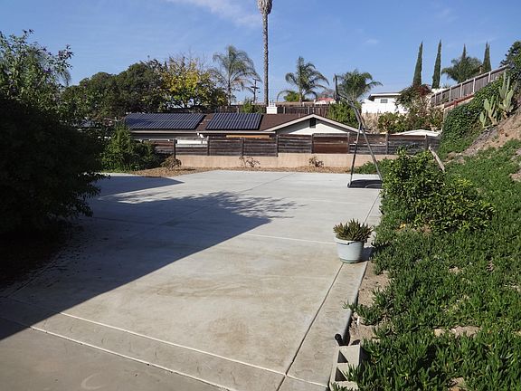 3rd image of 6440 Shane Pl