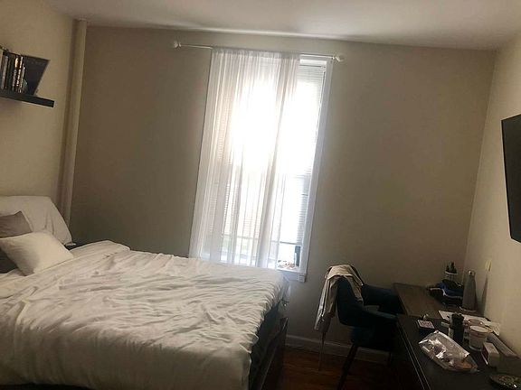 5th image of 32-77 32nd St #4